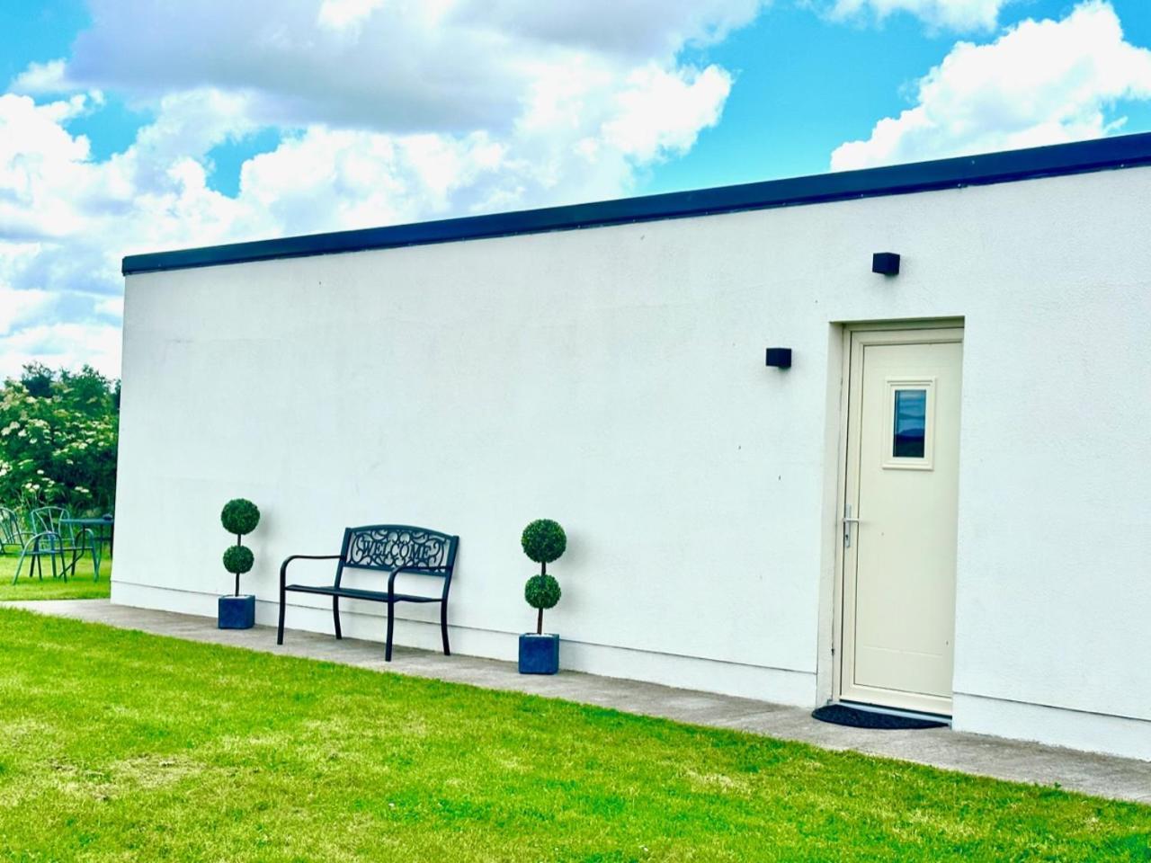 Kildare Luxury Suites Exterior foto